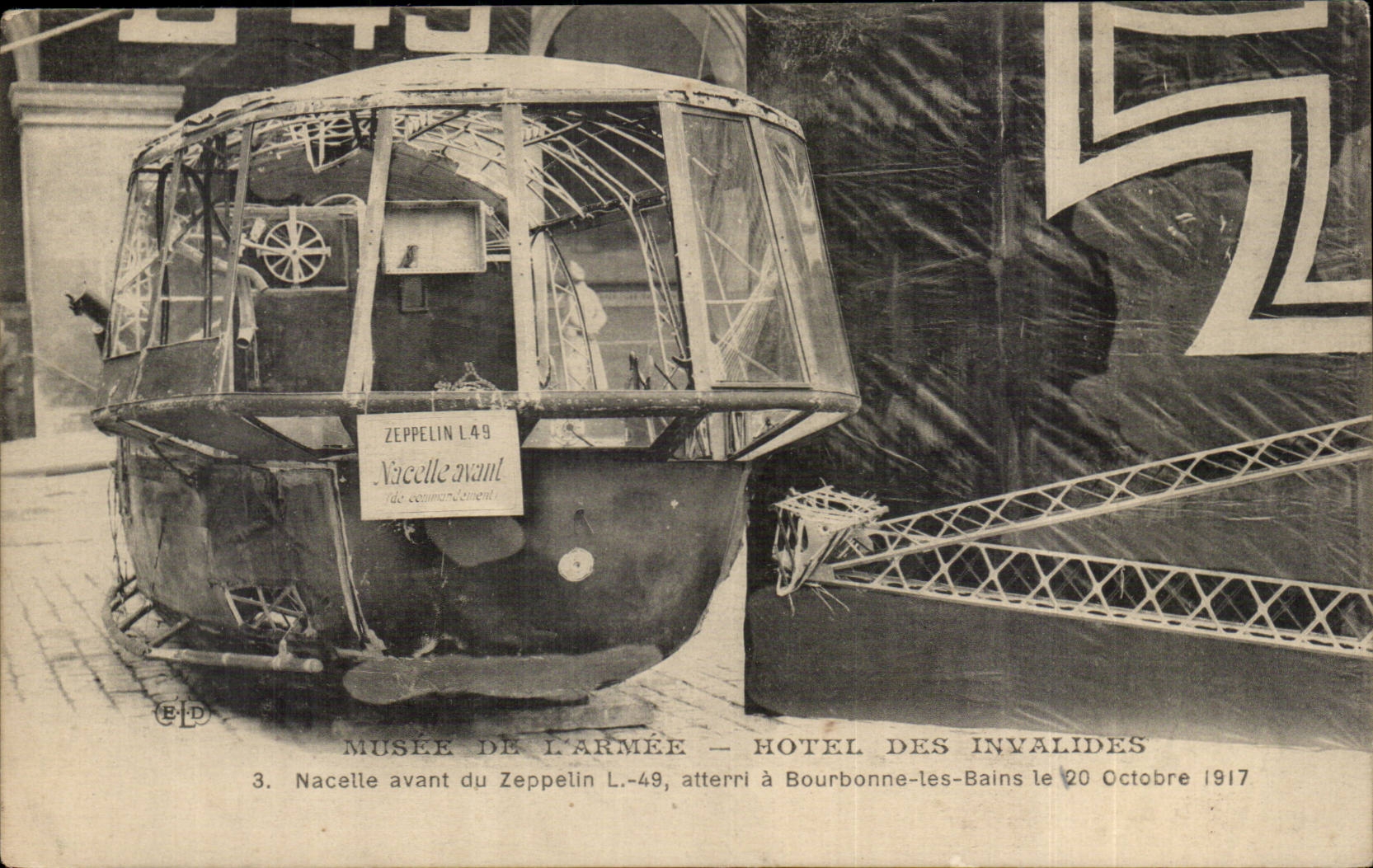 Nacelle avant du Zeppelin L.-49 — Musée de l'Armée, Hôtel des Invalides — 20 Octobre 1917