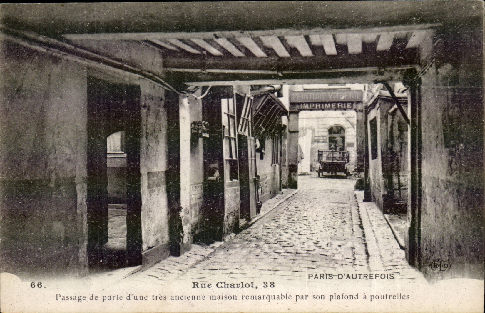 Paris CPA Rue Charlot 