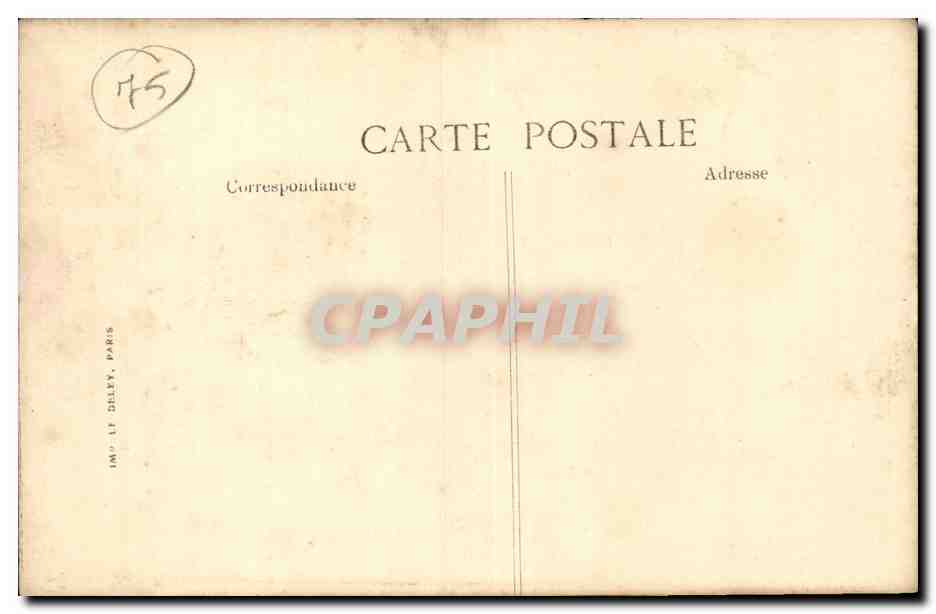 Paris CPA Fetes de la victoire a Paris 14 juillet 1919 Rond point des Champs Elysees Pyramide de canons allemands coq — Rückseite