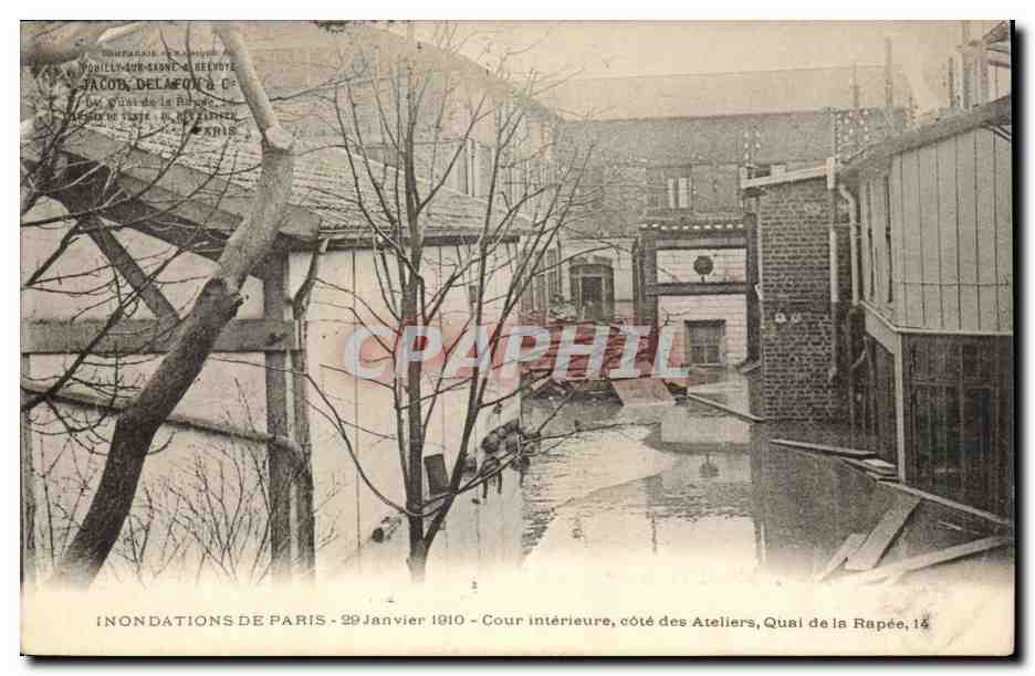 Paris CPA Inondations de Paris 29 janvier 1910 Cour interieure Cote des ateliers Quai de la rapee
