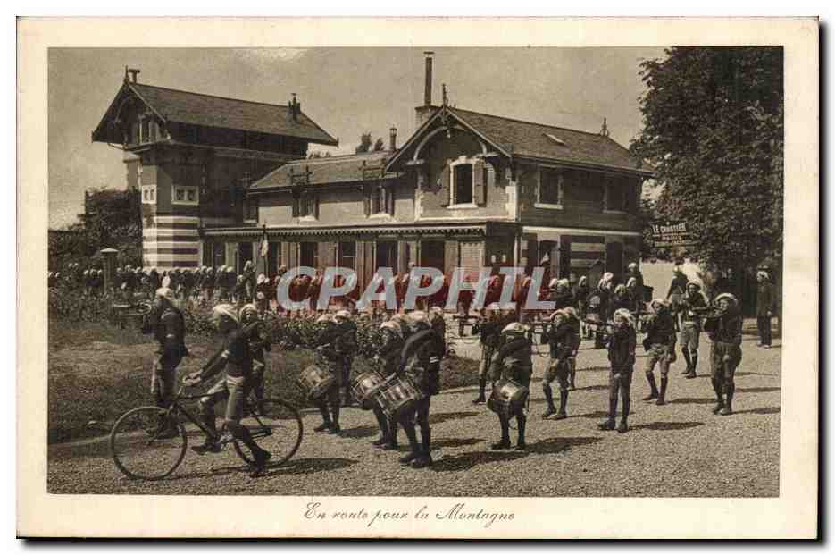 En route pour la Montagnne — « LE CHANTIER » Oeuvre Sociale, Colonie de Vacances aux bords du Lac Léman — 1917