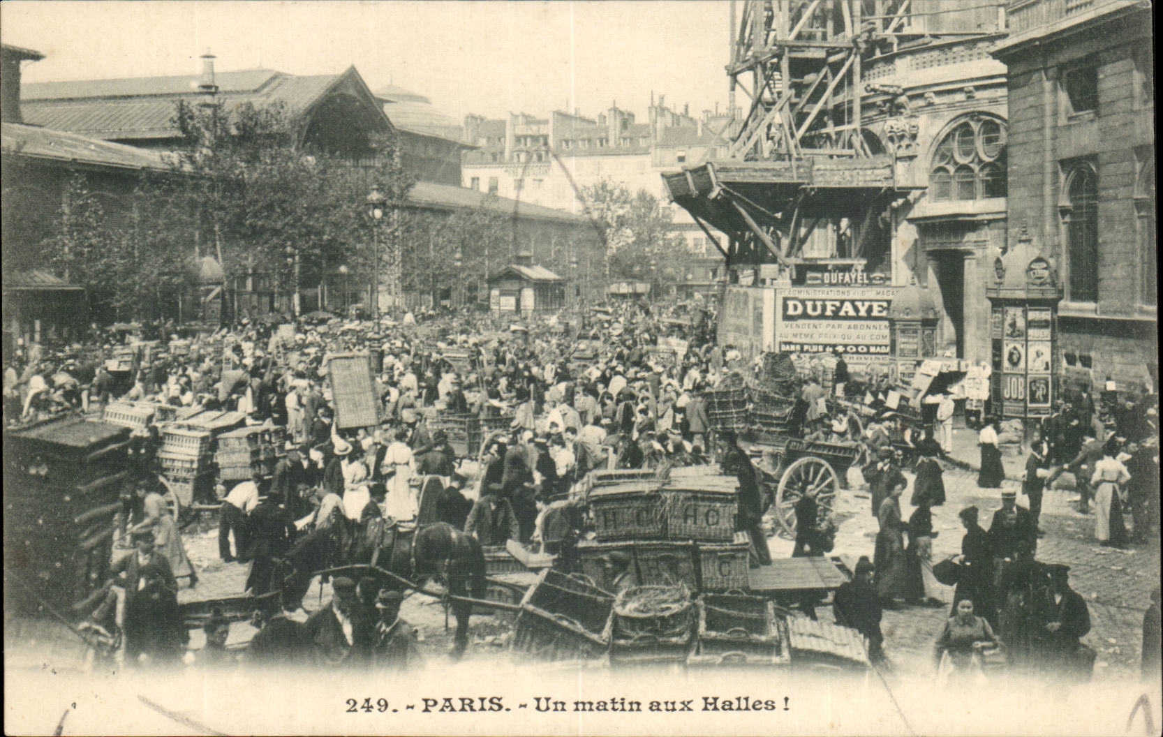 Paris CPA Un matin aux halles (marche) TOP