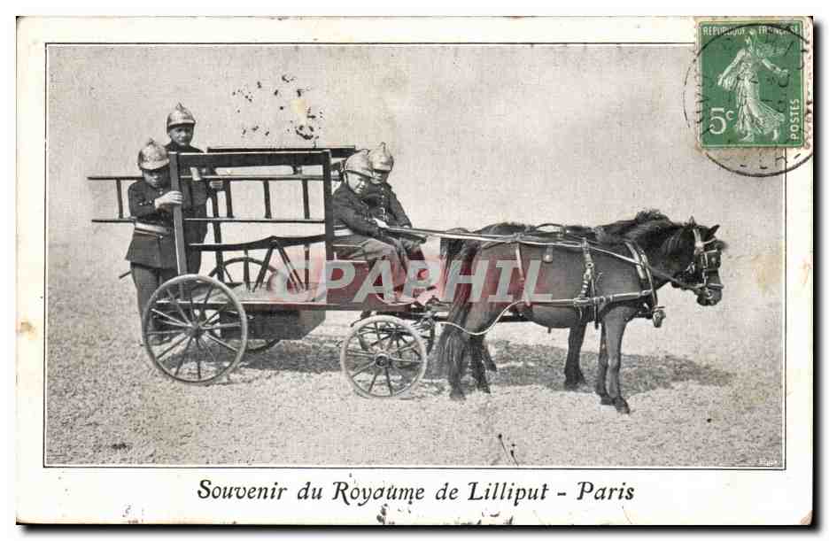 Paris CPA souvenir du royaume de Lilliput Paris (sapeurs pompiers nains dwarfs)