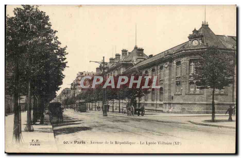 Paris CPA Avenue de la Republique Le lycee Voltaire