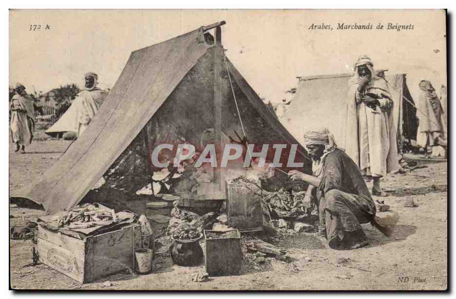 Arabes, Marchands de Beignets — ND Phot. — n° 372 A