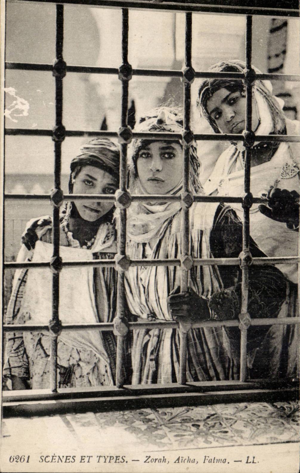 Zorah, Aïcha, Fatma — SCÈNES ET TYPES — LL.