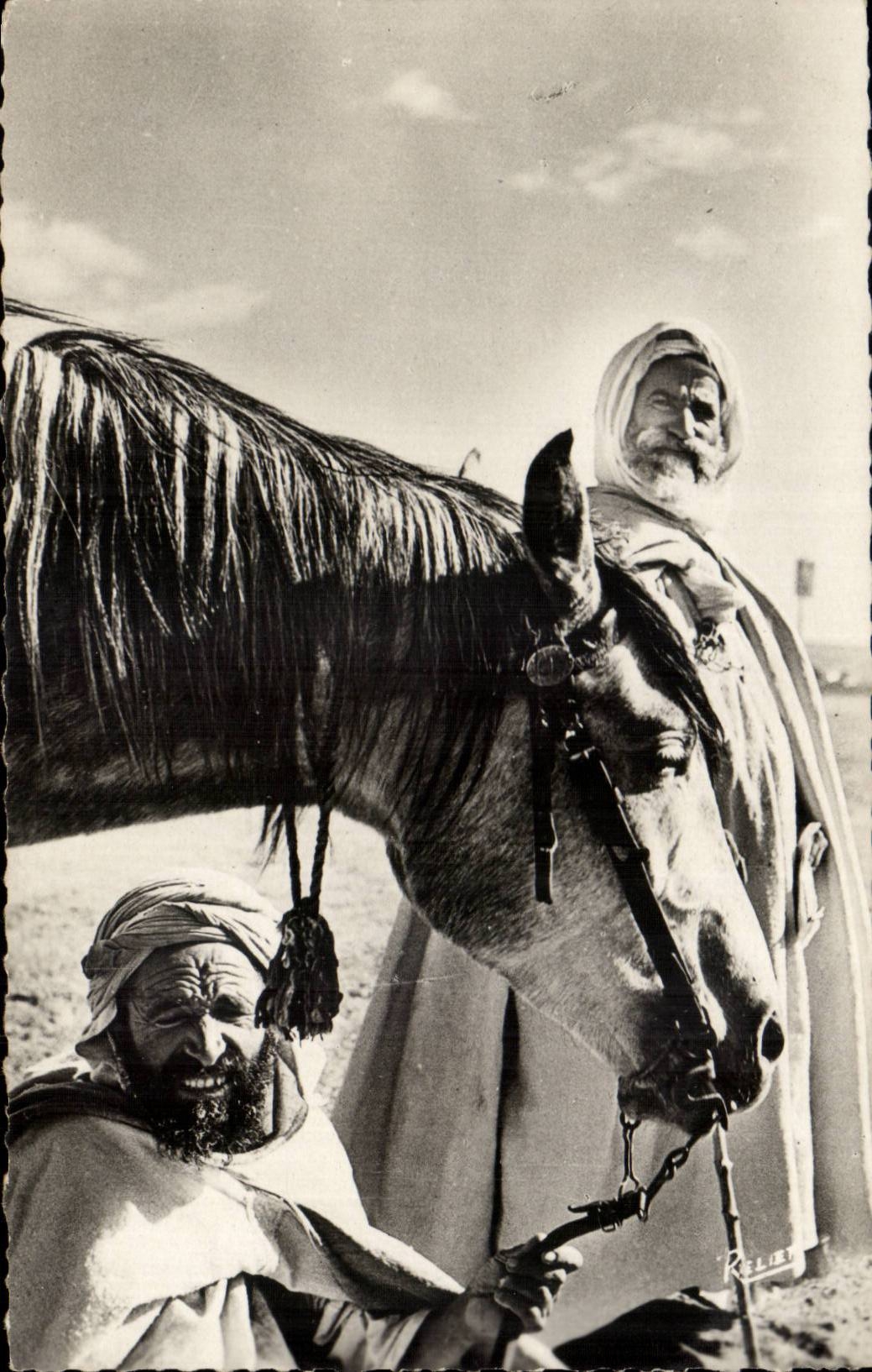 Deux Arabes avec un cheval — Éditions LINPHOT, série SC 8