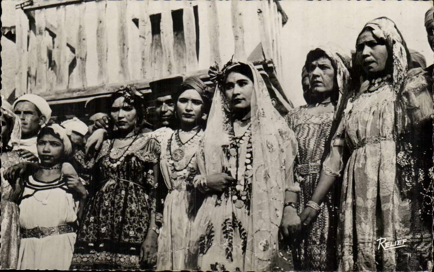 Algerie CPA scenes et types Danseuses Ould Nail