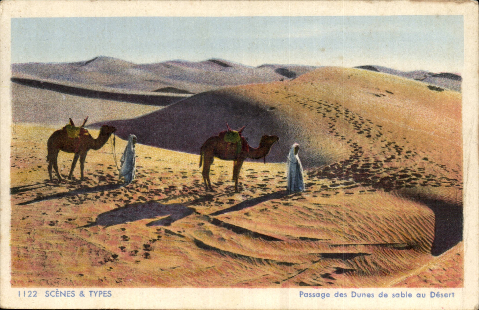 Algerie CPA Scenes et types Passage des dunes de sable au desert