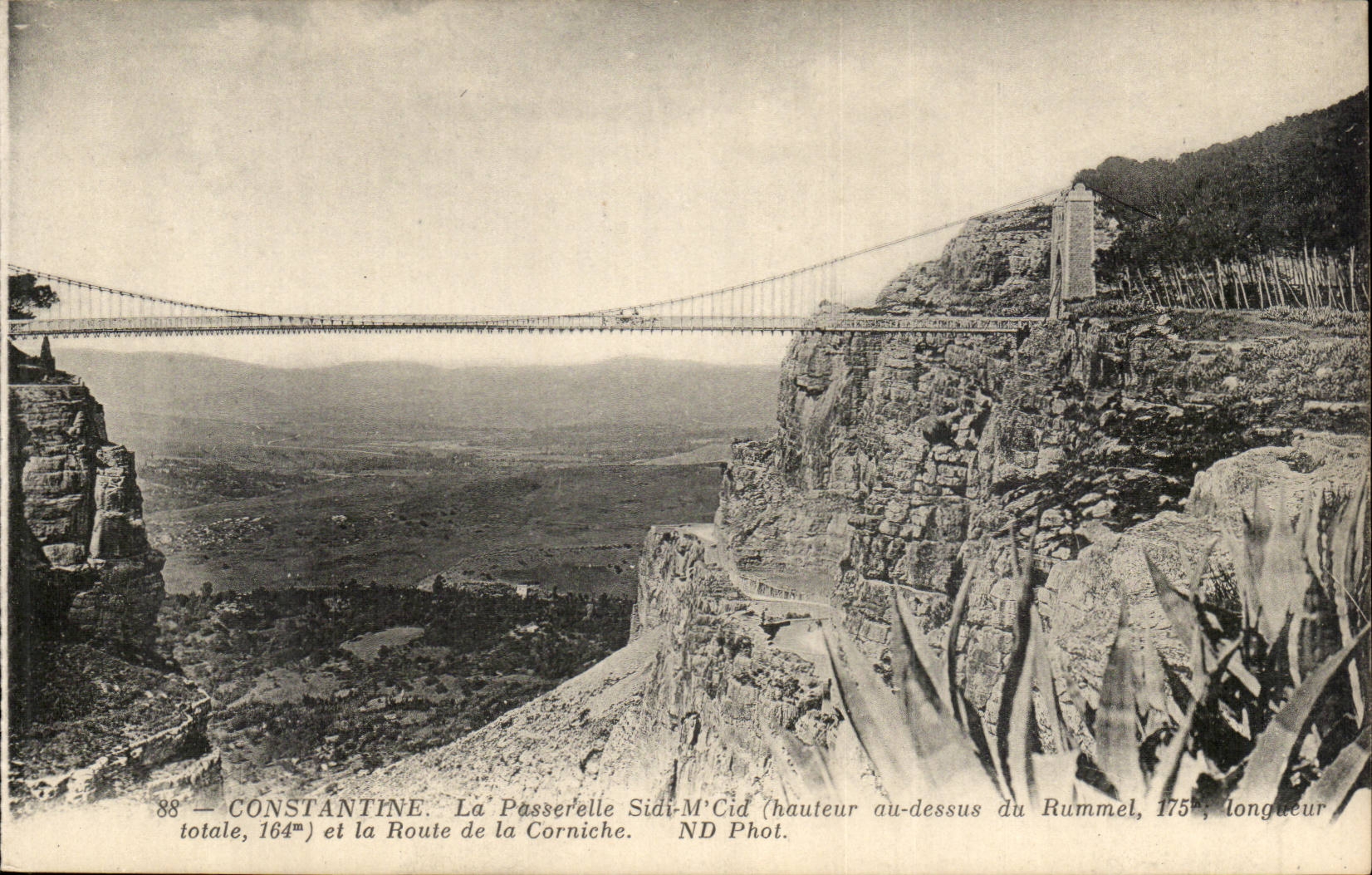 Constantine — The Sidi-M'Cid Bridge and the Corniche Road — ND Phot.