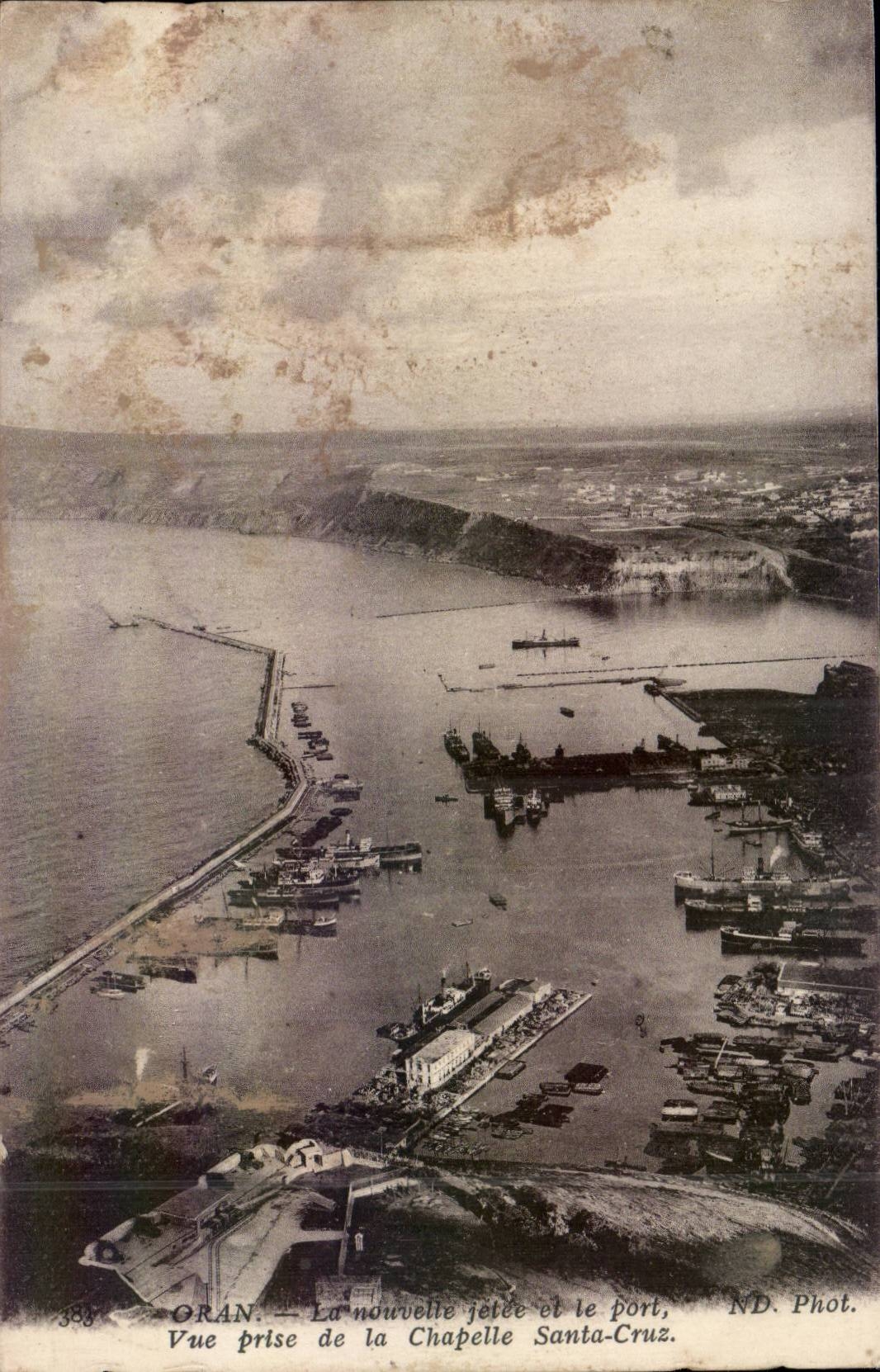 Oran — La nouvelle jetée et le port, vue prise de la Chapelle Santa-Cruz — ND. Phot. n°388