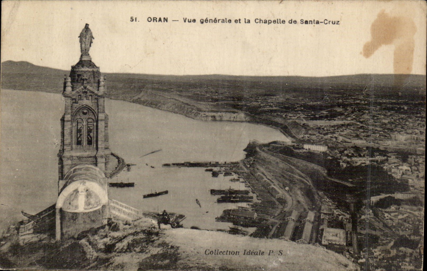 Algerie Oran CPA Vue generale et la chapelle de Santa Cruz
