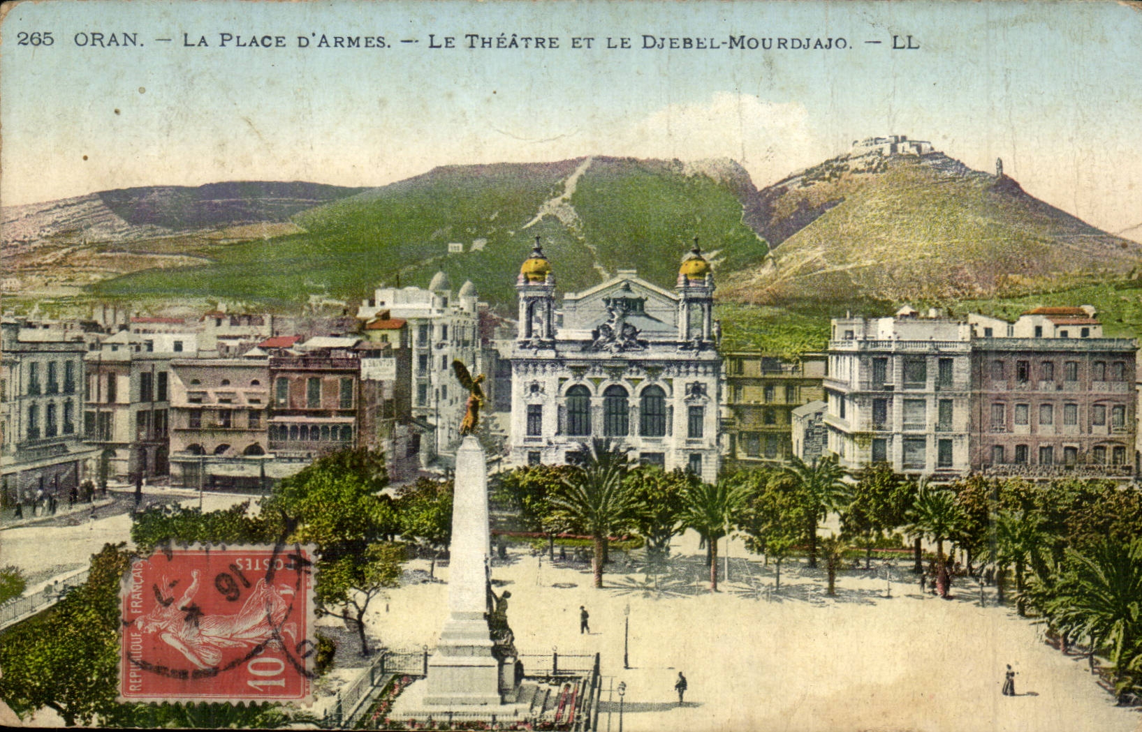 Algerie Oran CPA La place d'armes Le theatre et le Djebel Mourdjajo