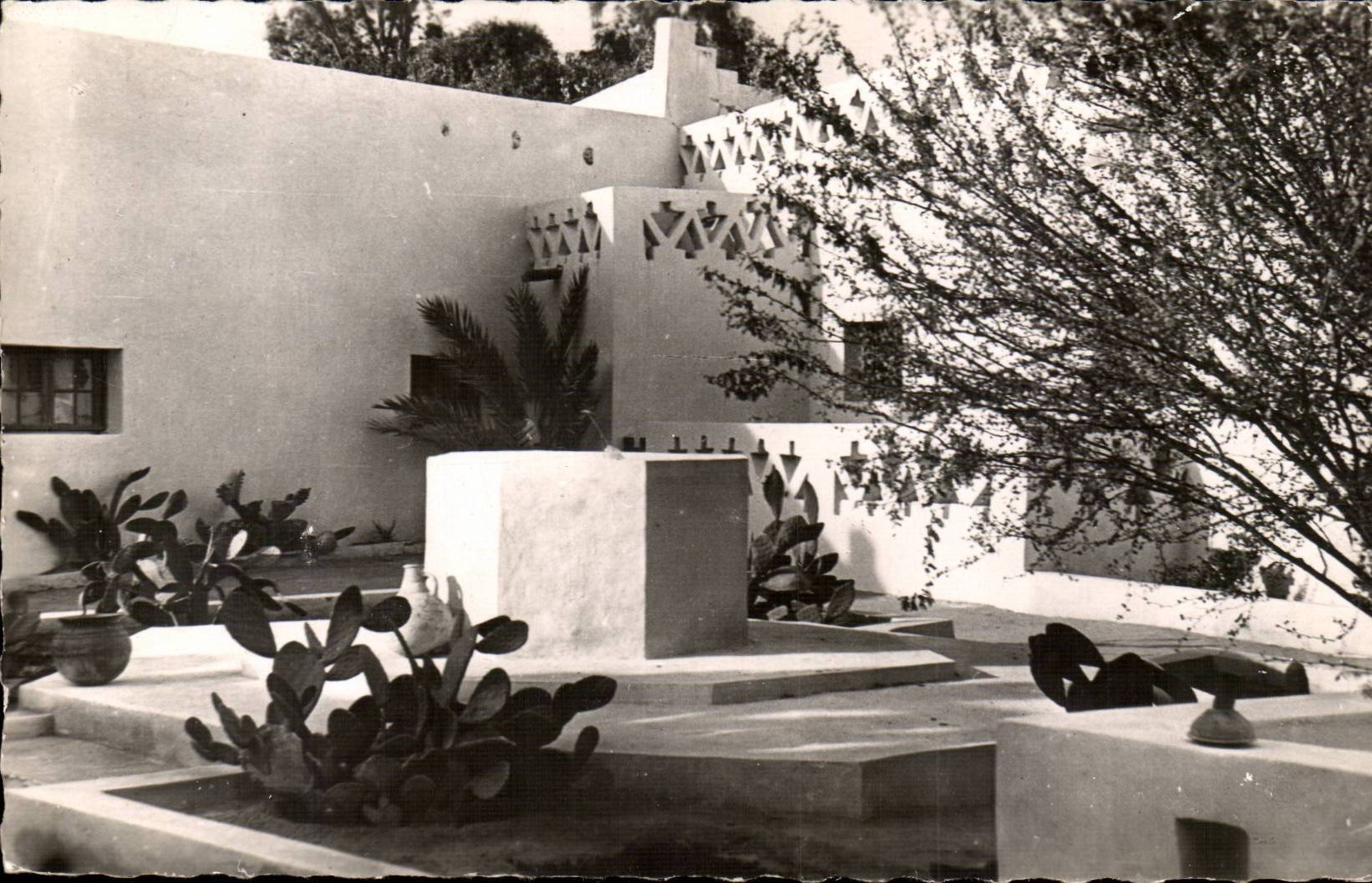 Béni-Abbès — La tour de l'Hôtel de la Transsaharienne — Éditeur P. Abergel