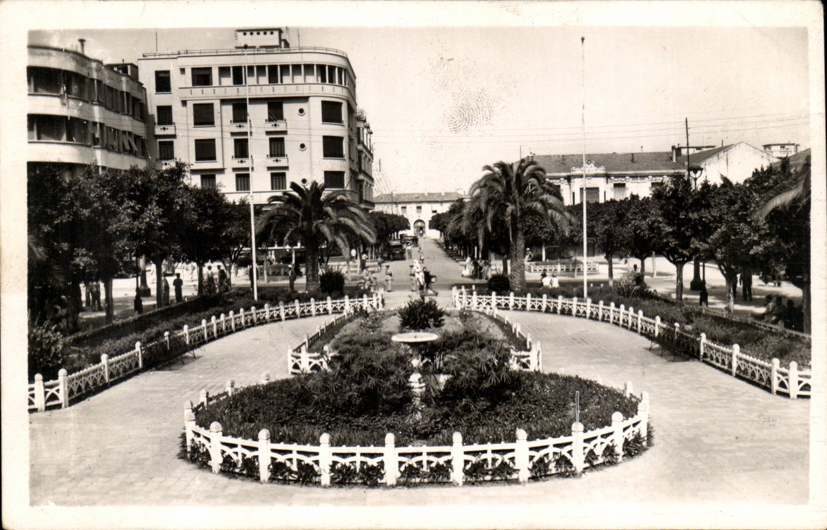 Algerie CPA Ain Temouchent Place Gambetta et rue de la Poste