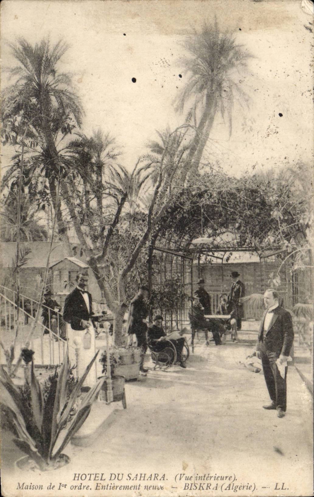 Hôtel du Sahara — Vue intérieure — Biskra (Algérie) — LL.