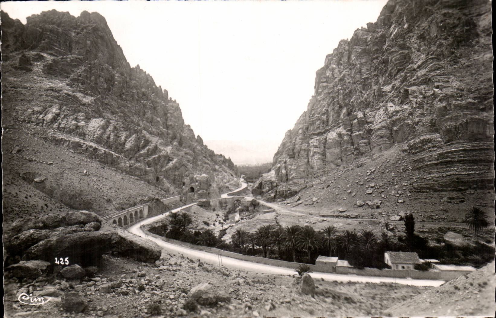 Les Gorges d'EL-KANTARA — La Porte du Désert ou Porte d'Or (côté Nord) — Éditeur Cim, n°425