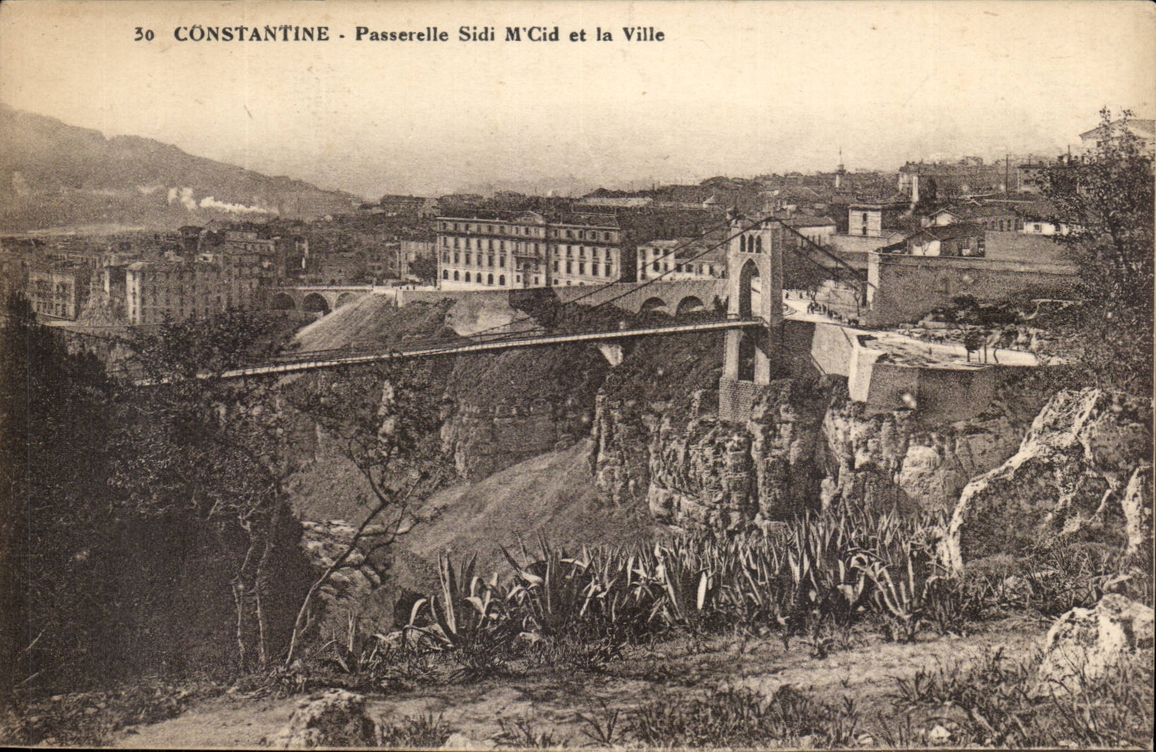 Algerie Constantine CPA Passerelle Sidi M Cid et la ville
