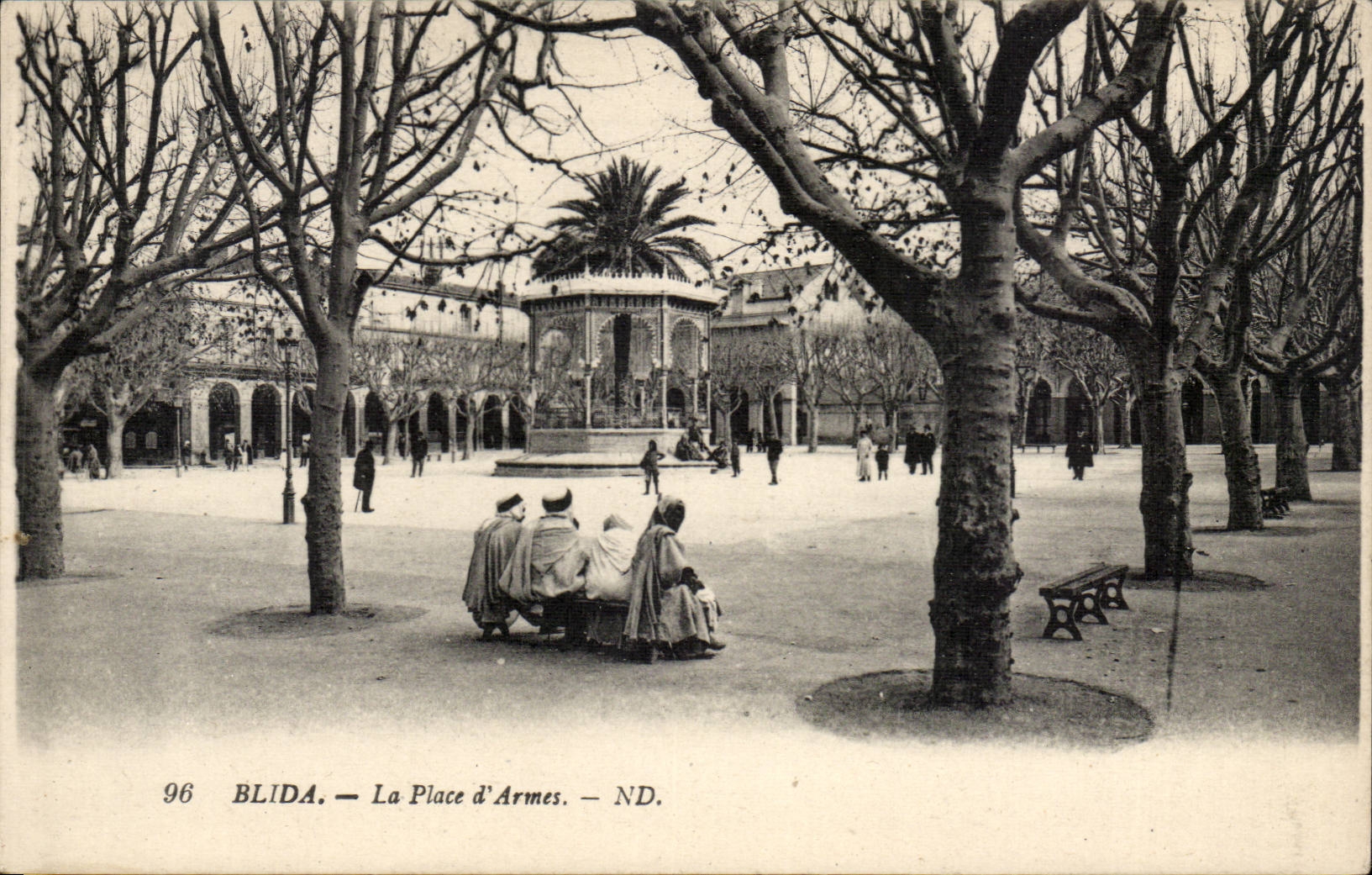 Blida — La Place d'Armes — ND.
