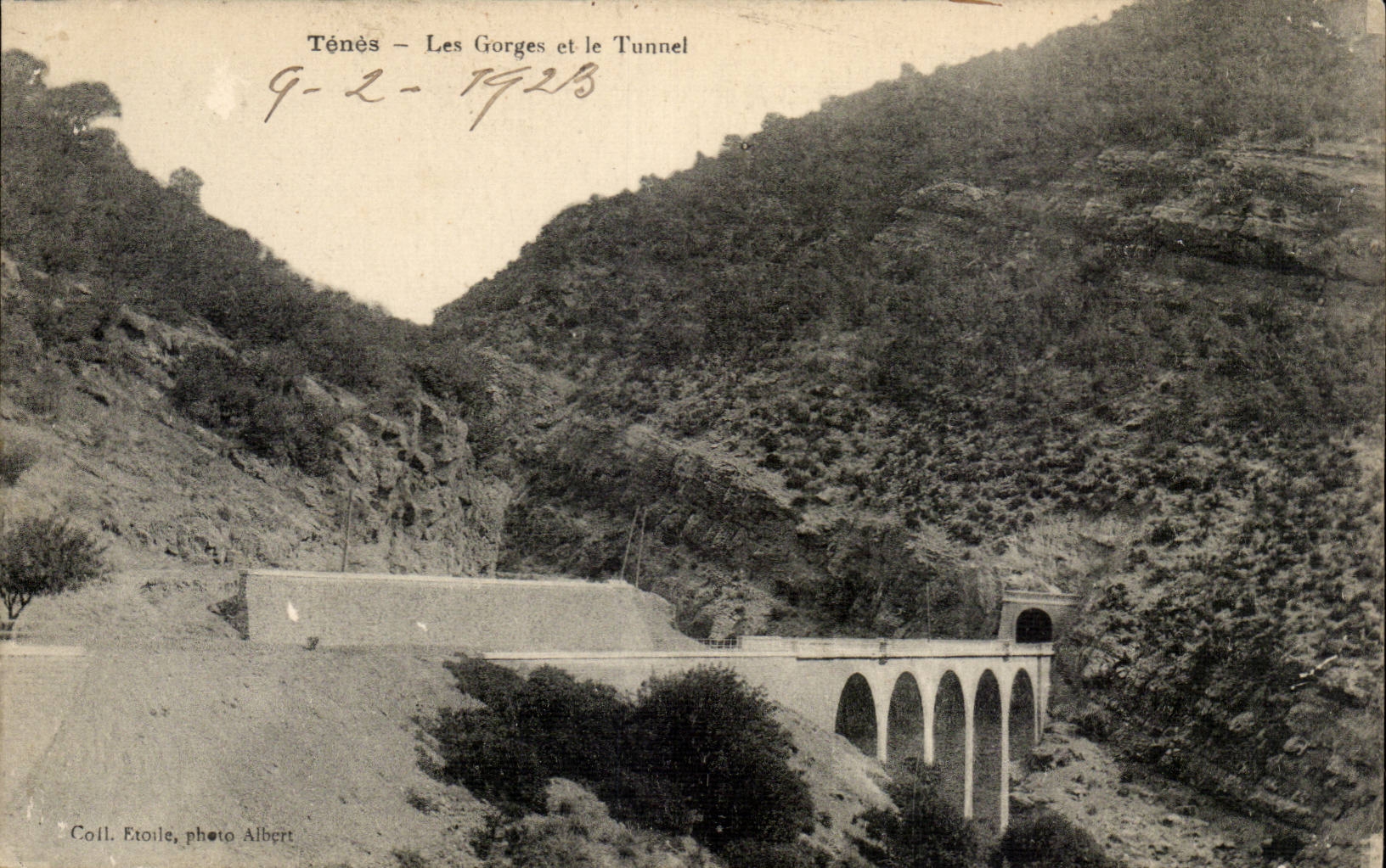Algerie CPA Tenes Les gorges et le tunnel