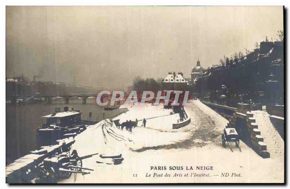 Paris CPA Sous la neige Le pont des Arts et l'Institut
