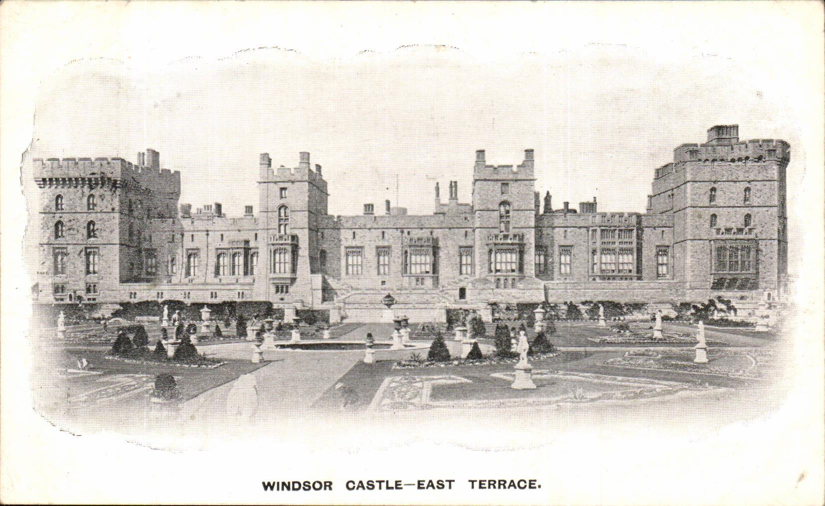 Grande Bretagne London Londres CPA Windsor Castle East Terrace