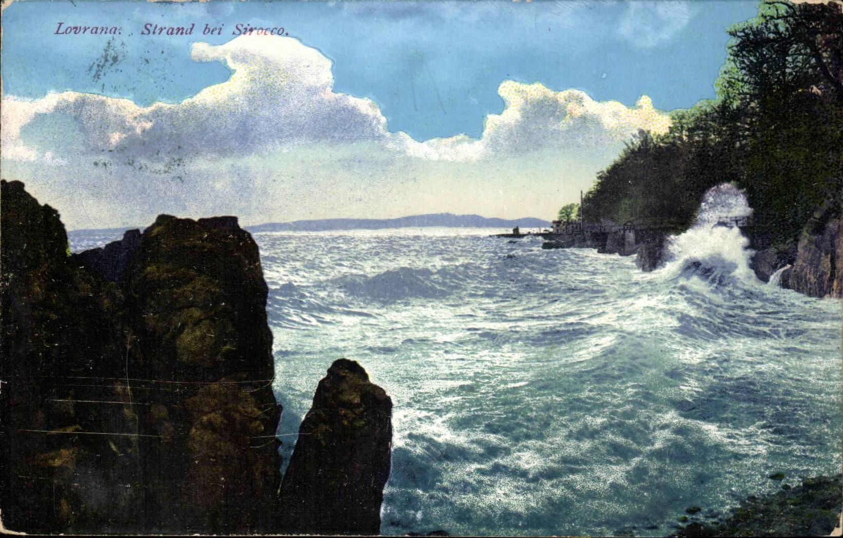 Louvranà : Strand bei Sirocco — vue de la mer avec rochers — éditeur E.E.C.A. n° 701