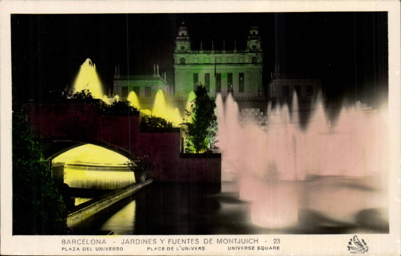 Espagne Spain Espana CPA Barcelona JArdines y fuentes de Montjuich