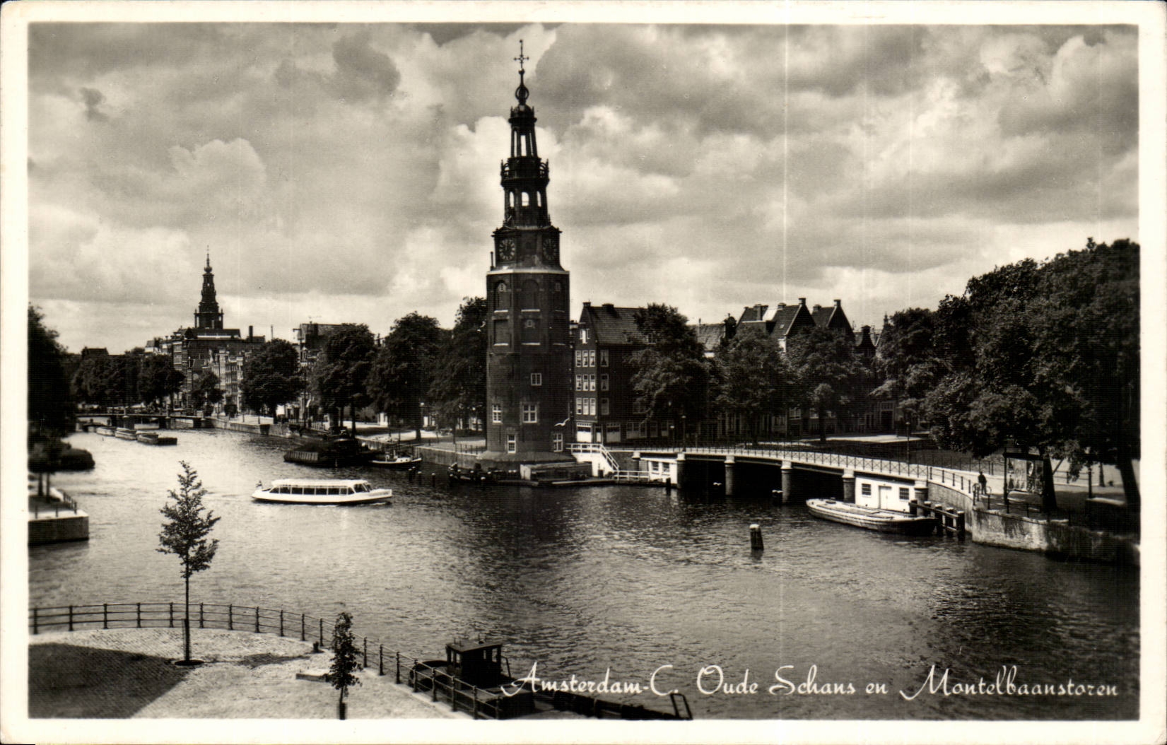 CPA Pays Bas Amsterdam Oude Schans en Montelbaanstoren