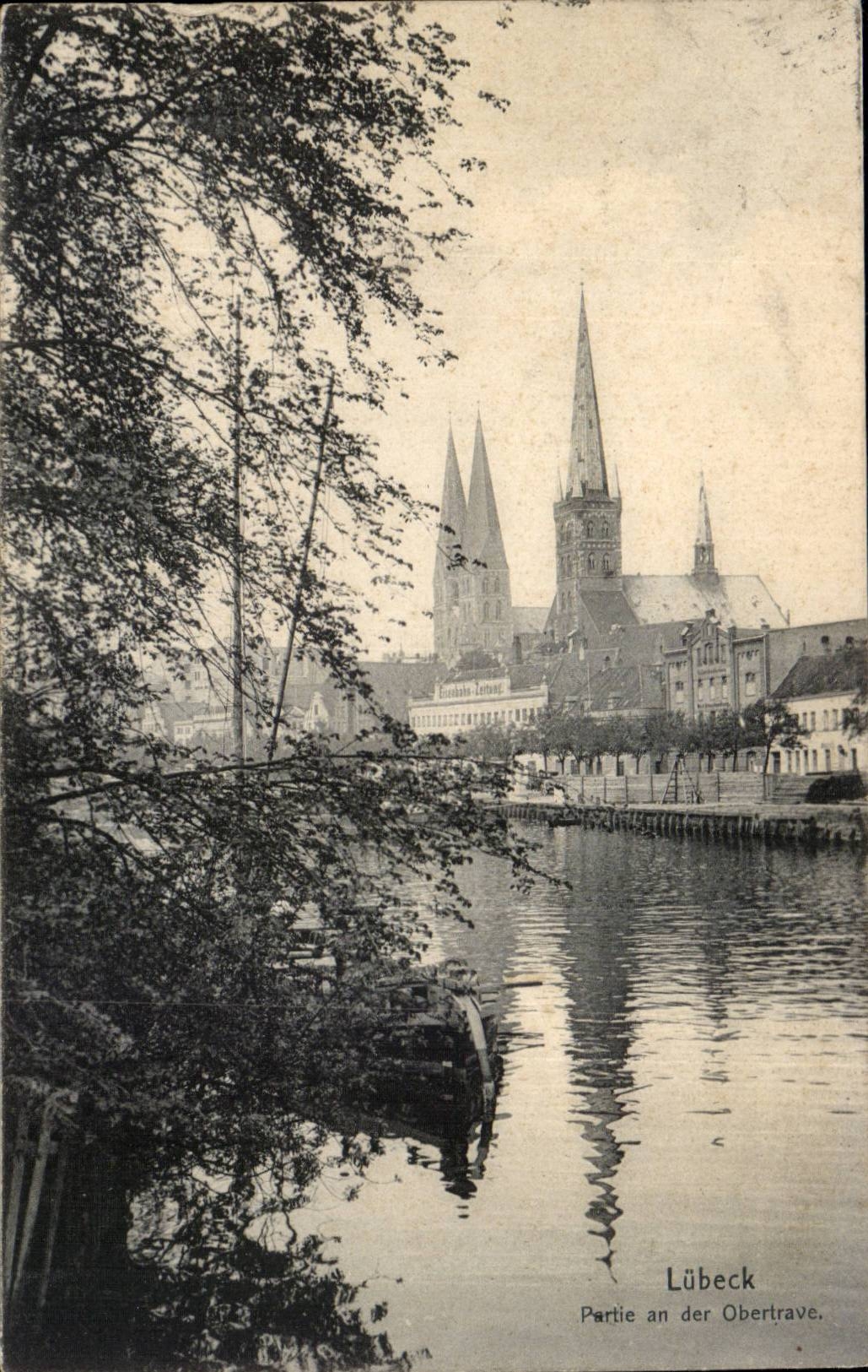 Allemagne Lubeck CPA Partie an der Obertrave