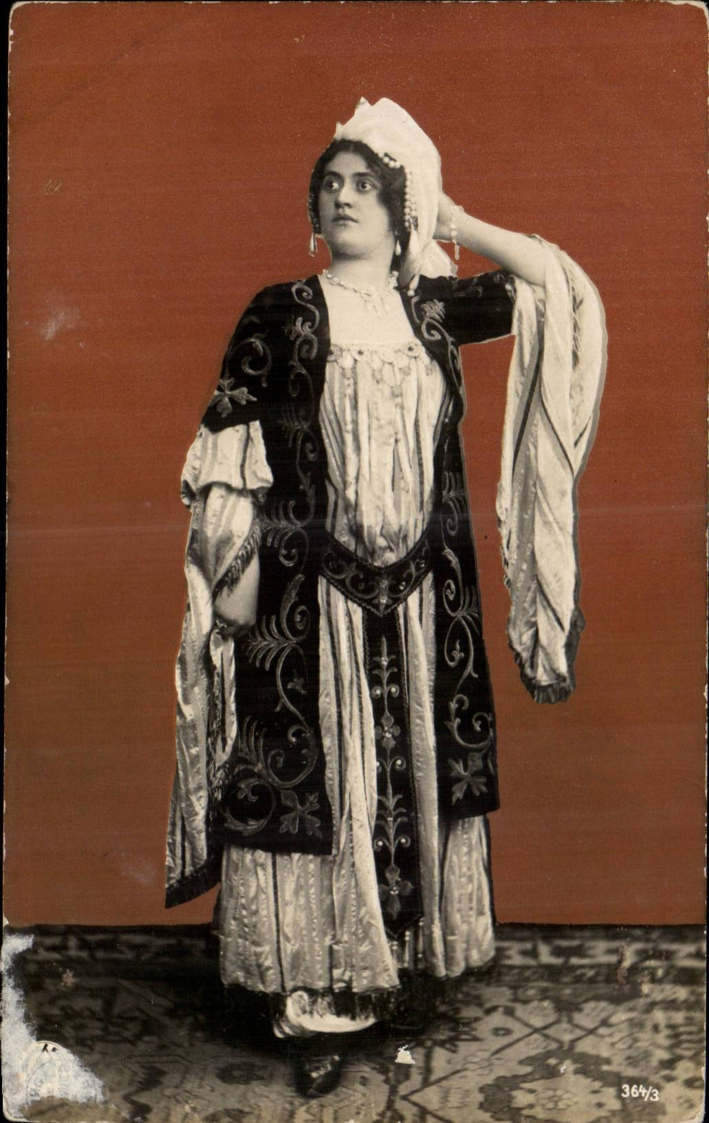 CPA Folklore costume