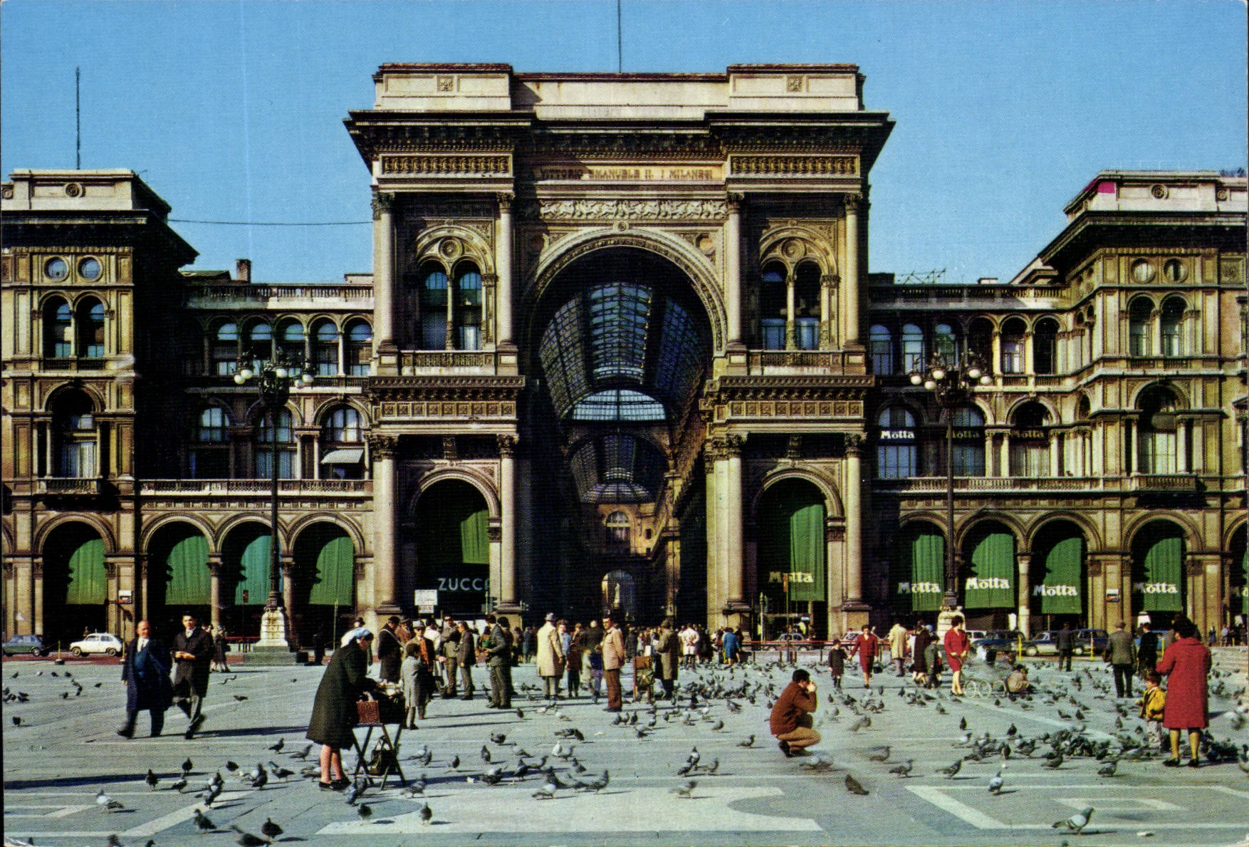 Italie Italia Milano CPM Galleria Vittorio Emanuele