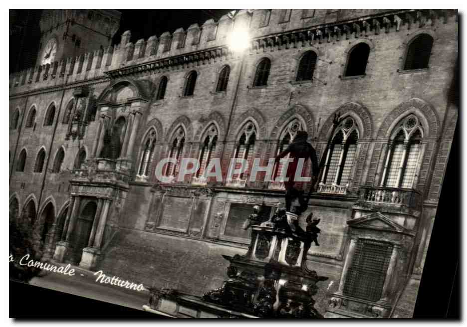 Italie Italia CPM Bologna Palazzo communale Notturno