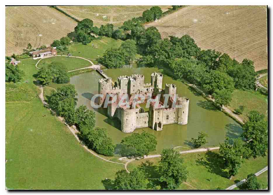 Grande Bretagne CPM Bodiam Castle Sussex built by Sir Edward Dalyngrigge