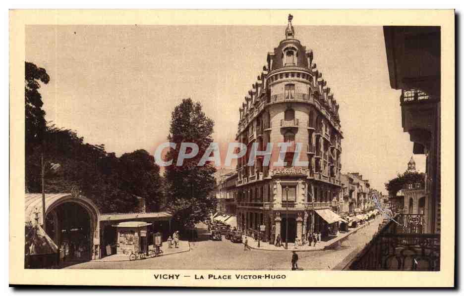 Vichy CPA Place Victor Hugo
