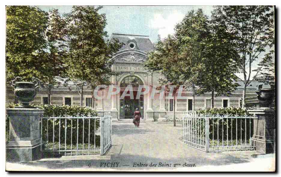 Vichy CPA Entree des bains 2eme classe