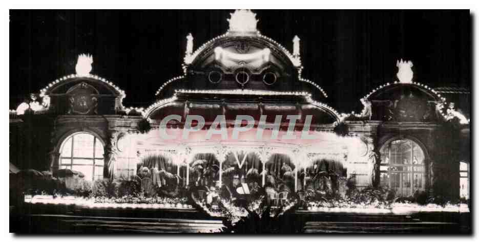 Vichy CPA Le casino la nuit