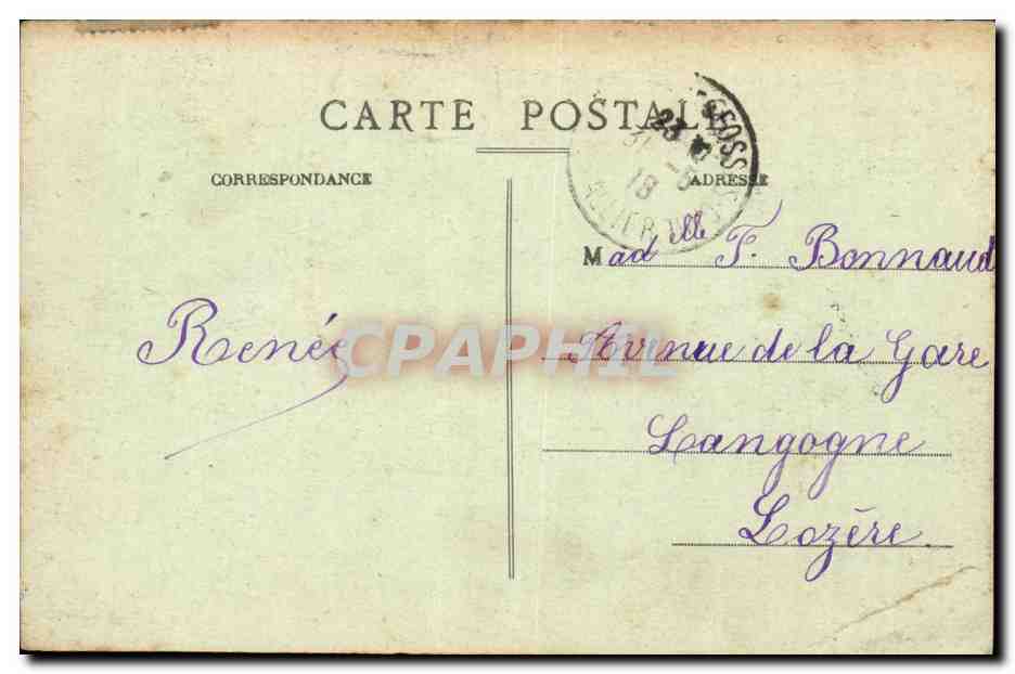Vichy CPA Facade et terrasses du casino — Verso