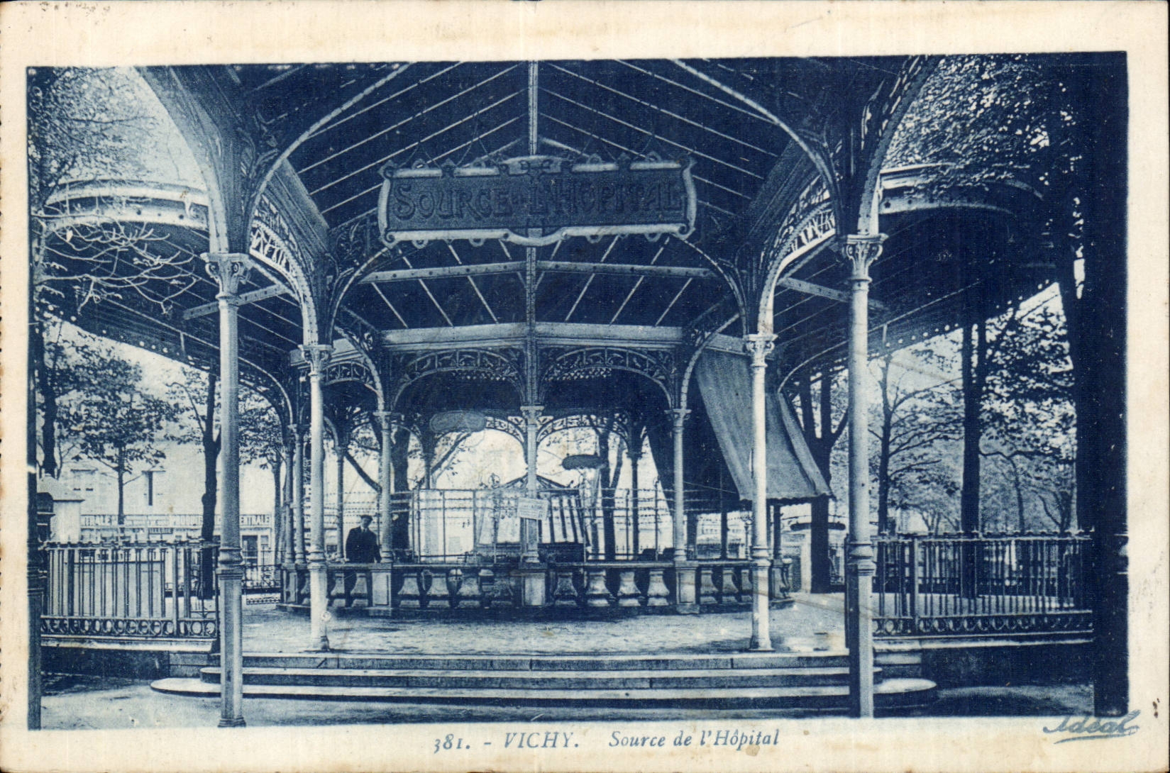 Source de l'Hôpital — Vichy — Éditeur Ideal, n° 381