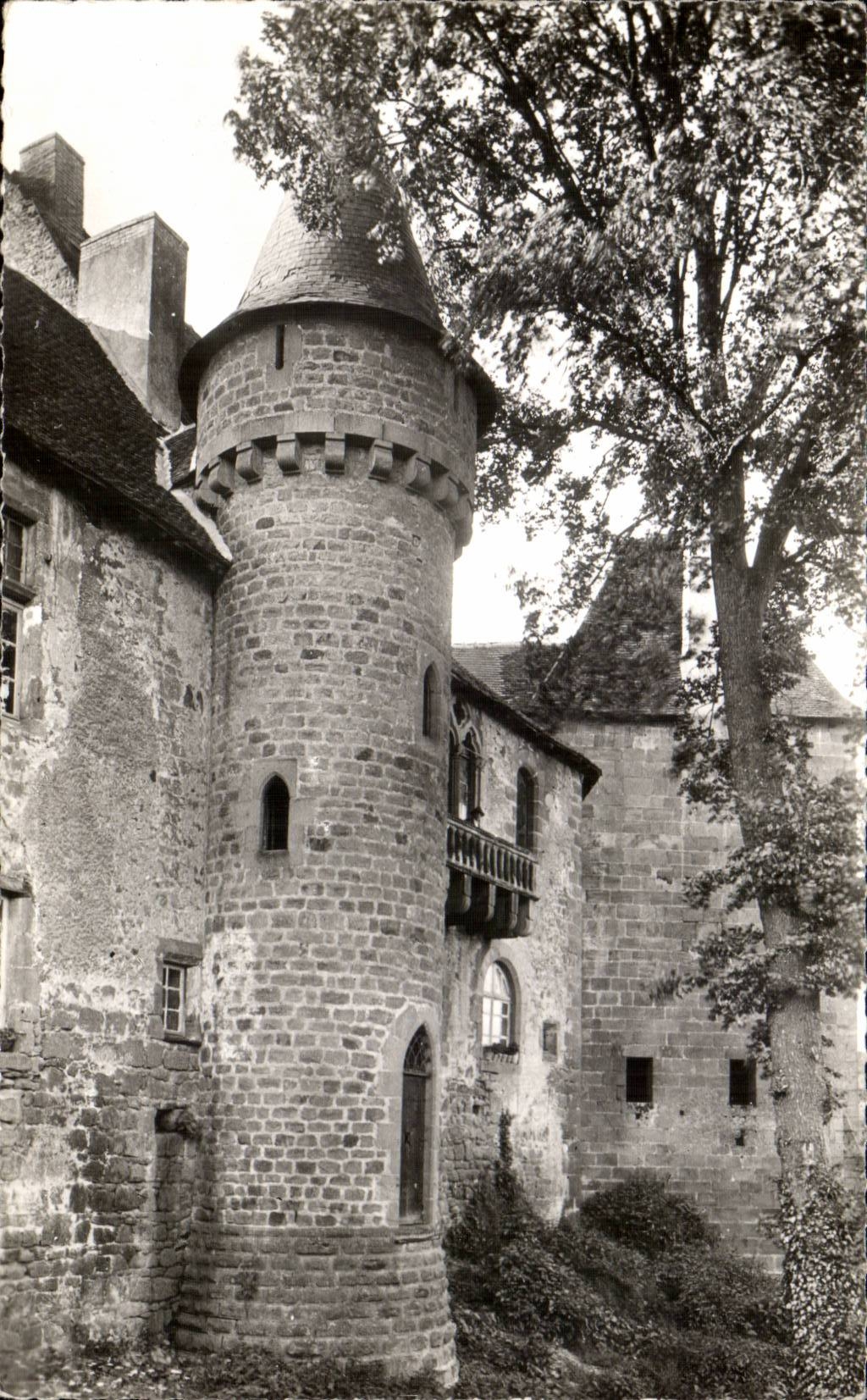 Buxieres les Mines CPM Chateau de la Condemine