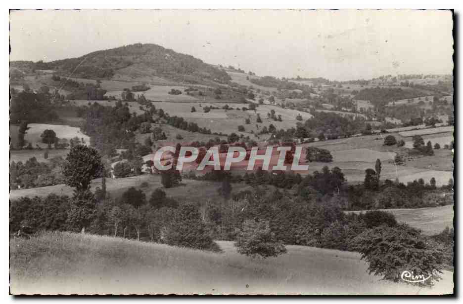 La Guillermie (Allier) — Le Mont Charchois et la Vallée du Terrasson — Photo C. Guillermie