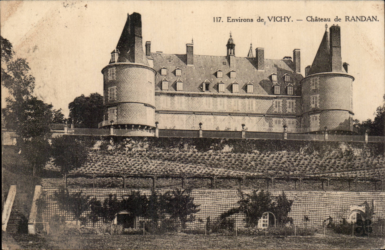 Environs de Vichy - Chateau de Randan - CPA 