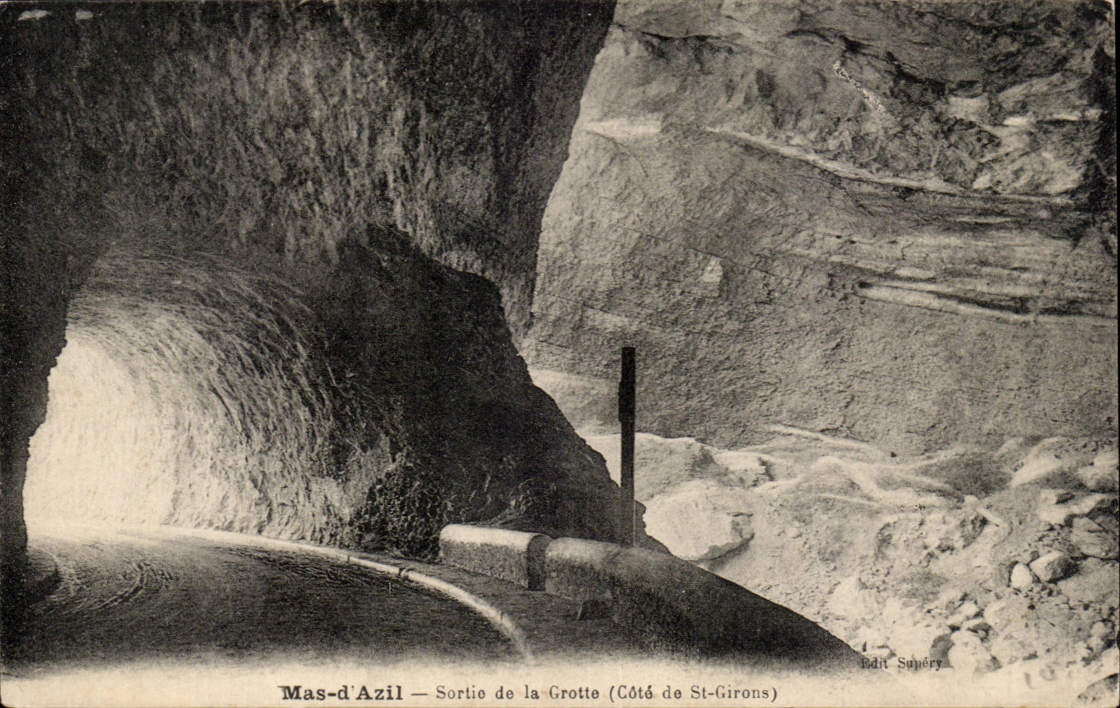 Mas d'Azil CPA Sortie de la grotte (cote de St Girons)