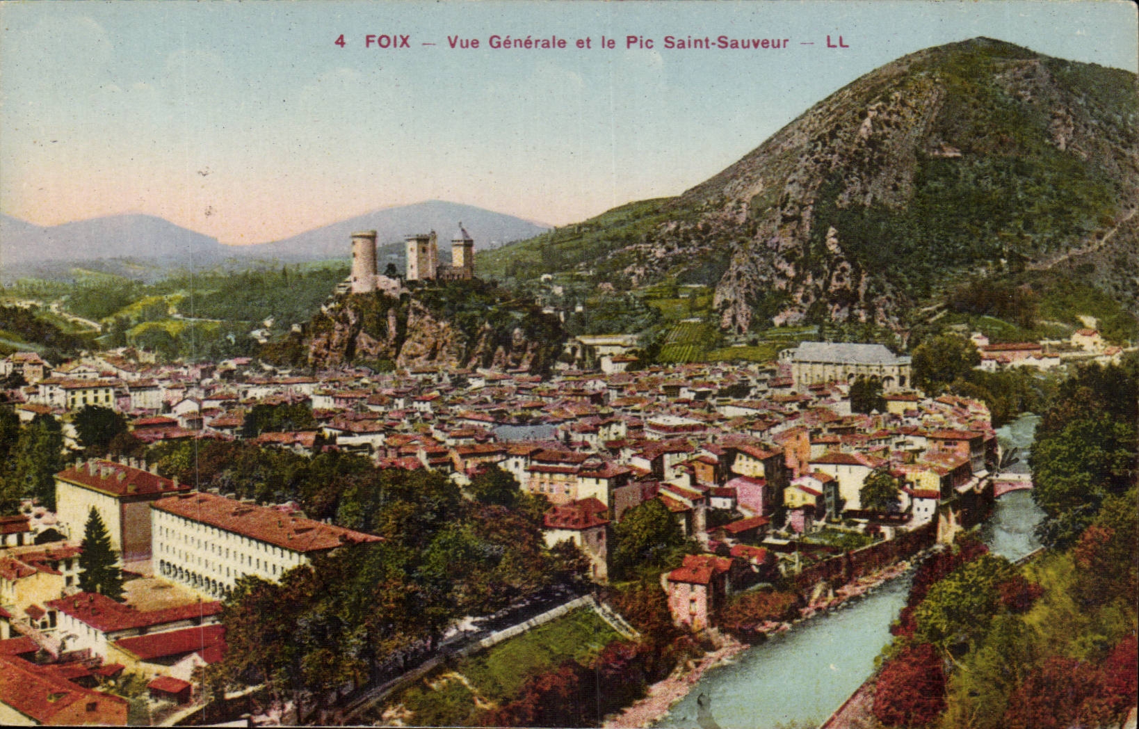 Foix CPA Vue generale et le pic Saint Sauveur