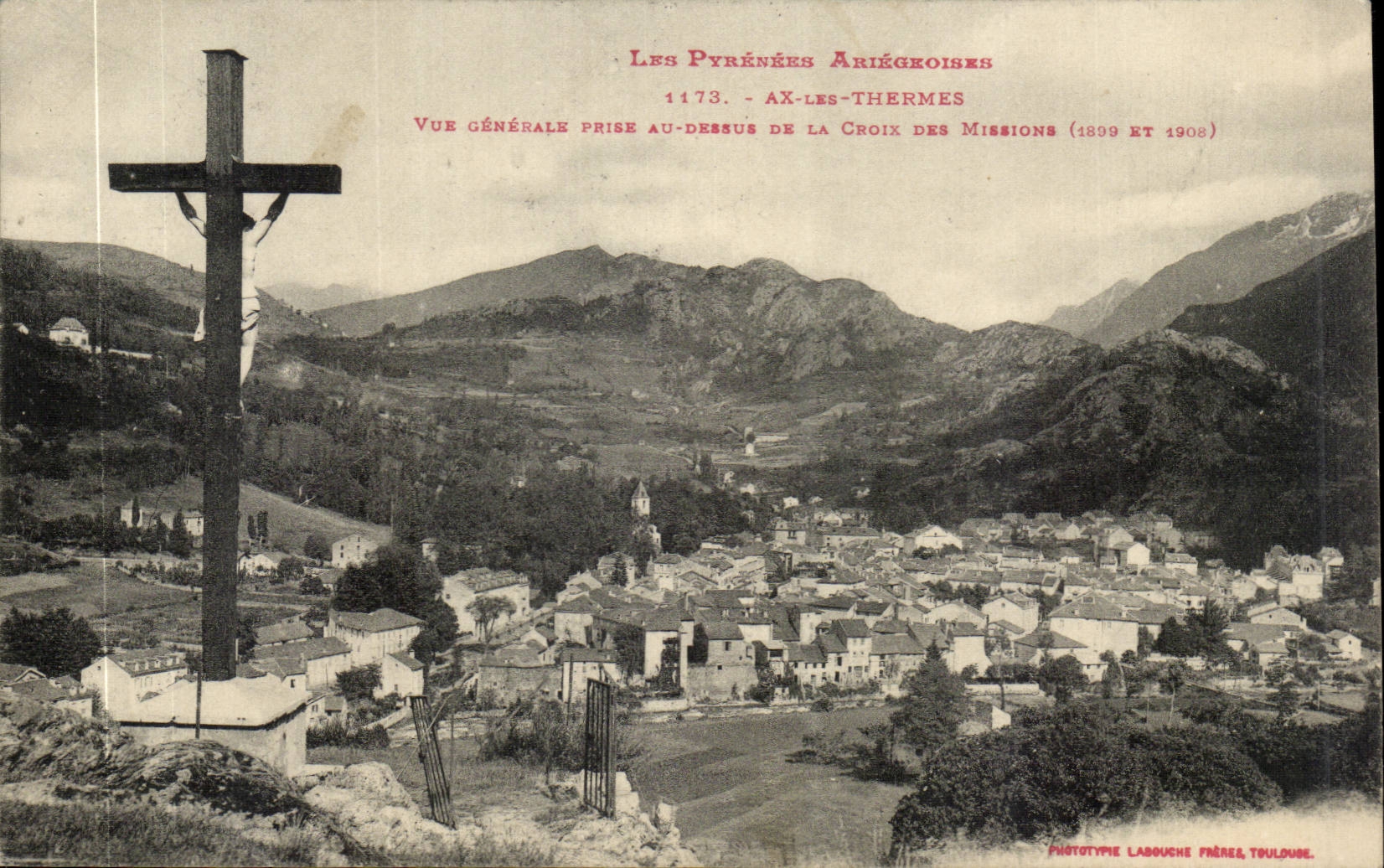 Ax-les-Thermes — Vue générale prise au-dessus de la croix des Missions — Phototypie Labouche Frères, Toulouse