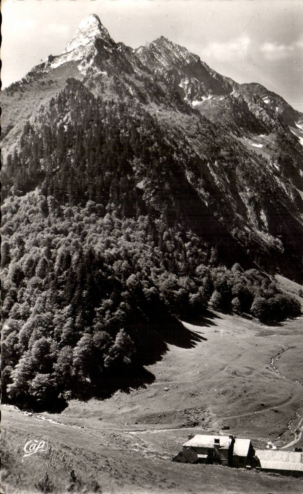 Luchon CPA Hospice de France et le pic de la Pique