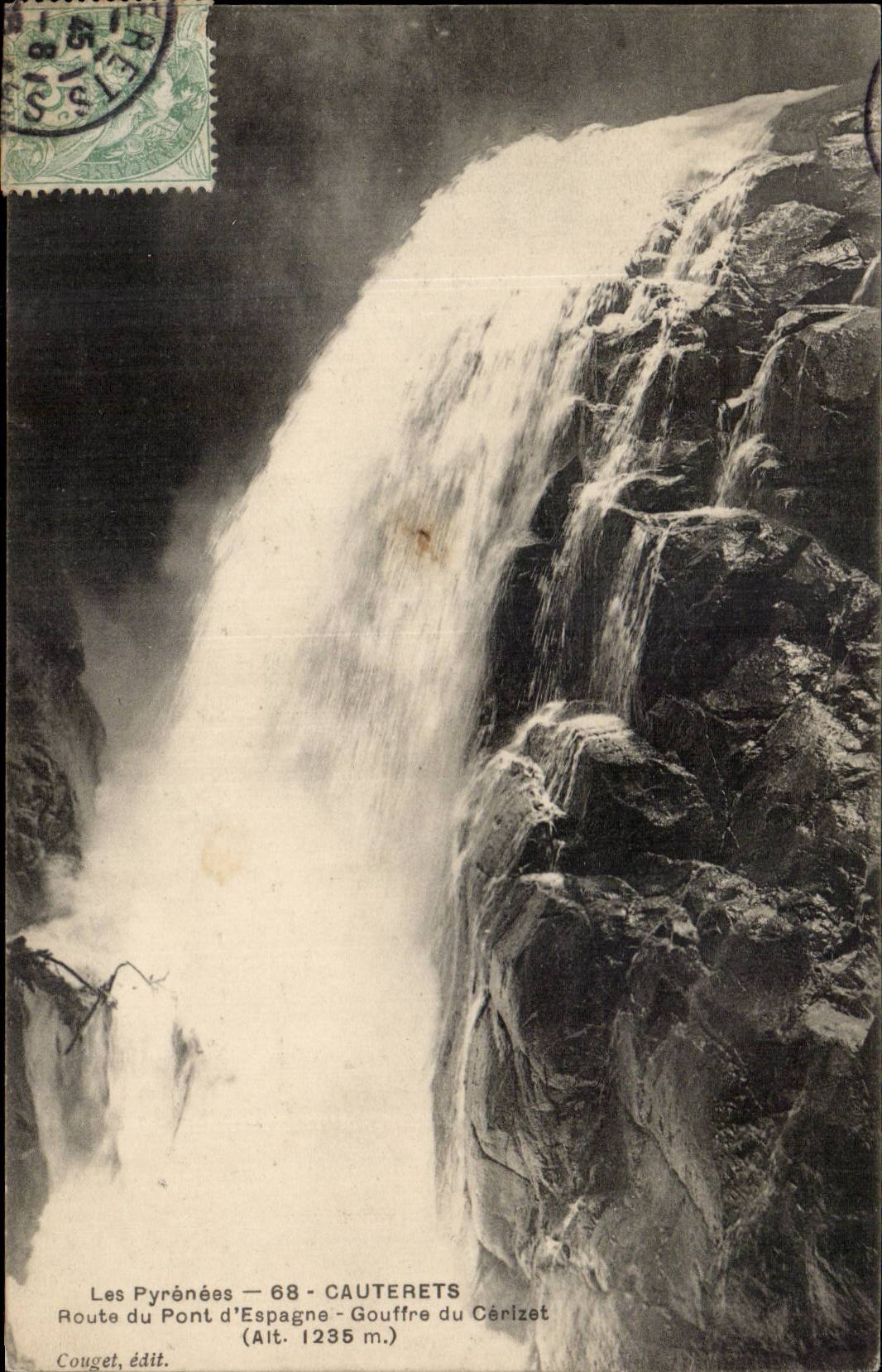 CPA Cauterets Route du pont d'Espagne Gouffre du Cerizet