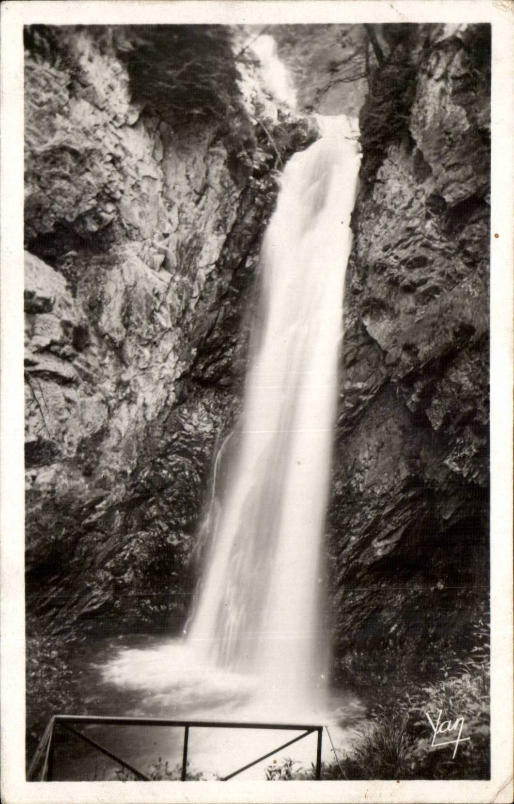 CPA Du Tourmalet a Bagneres de Bigorre Gripp Artigue Cascade de Caret