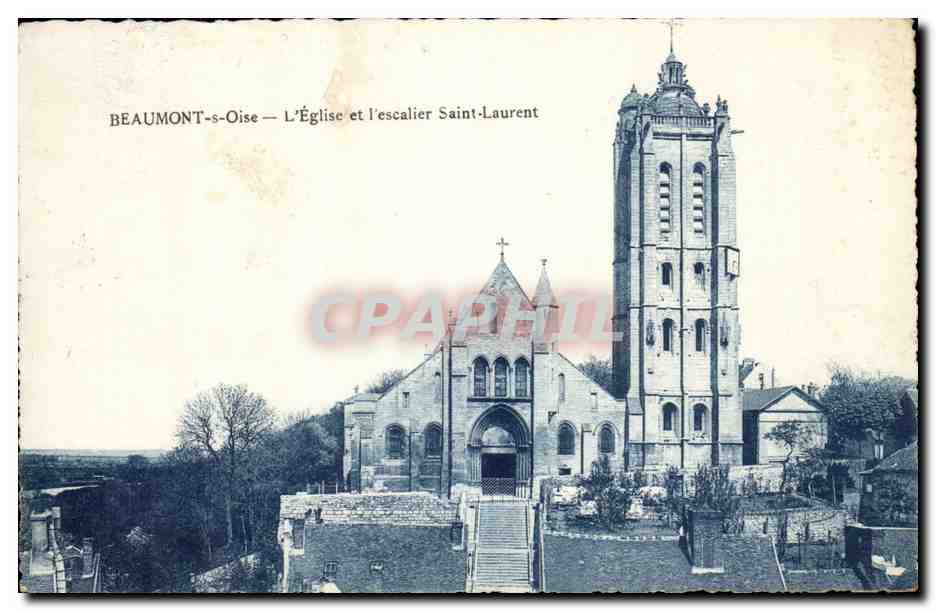 Beaumont CPA L'eglise et l'escalier Saint Laurent