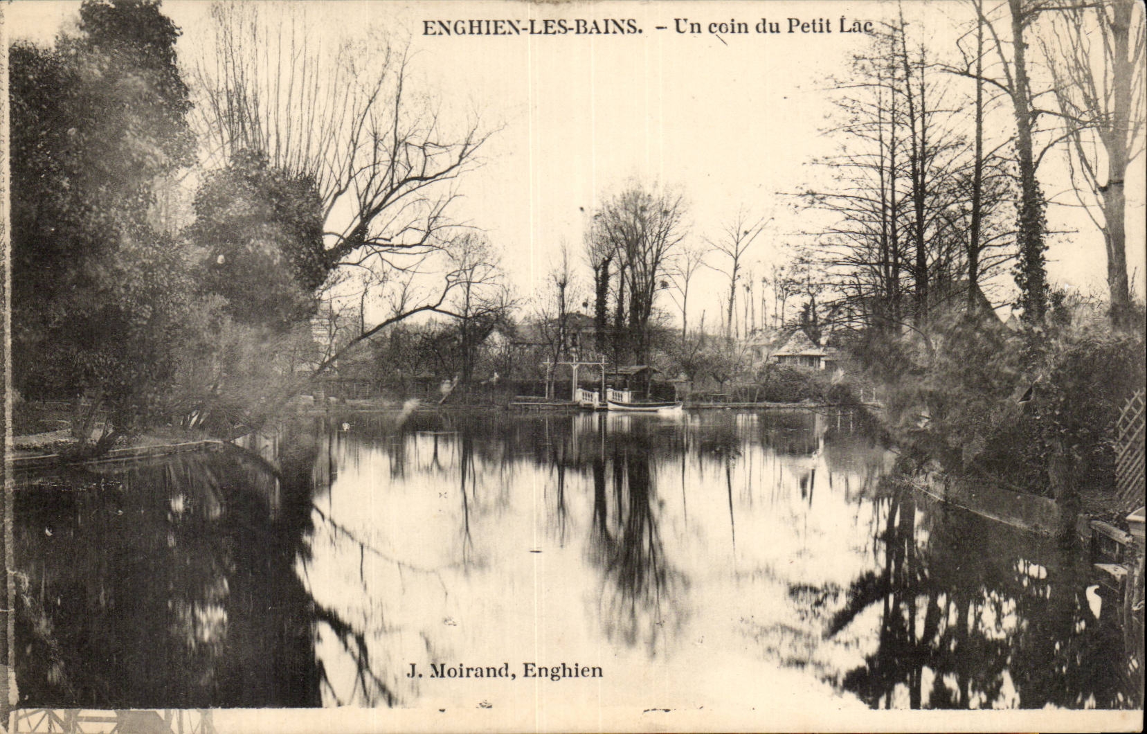 Enghien les Bains CPA un coin du petit lac